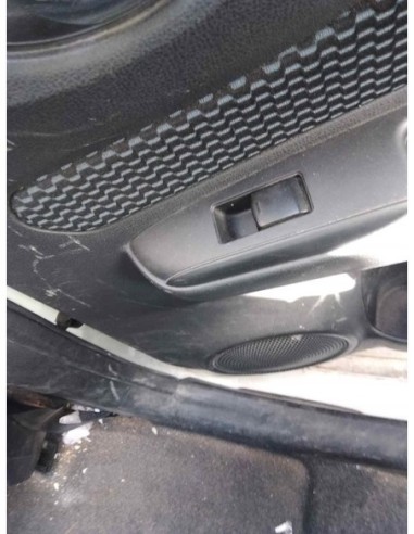 MANDO ELEVALUNAS TRASERO DERECHO NISSAN NOTE (E12) - 185660