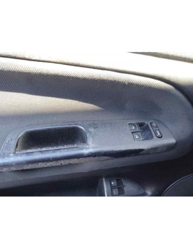 MANDO ELEVALUNAS DELANTERO IZQUIERDO VOLKSWAGEN PASSAT BERLINA (3B3) - 185240