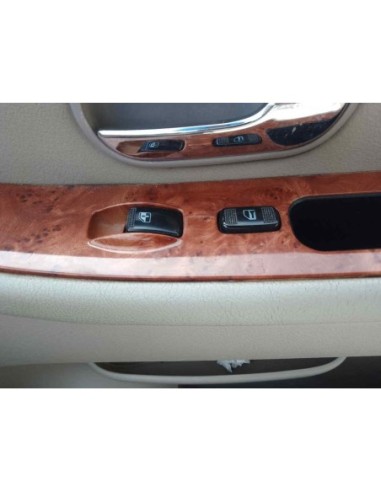 MANDO ELEVALUNAS DELANTERO DERECHO KIA CARNIVAL II (FL) - 152856