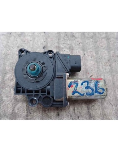 MOTOR ELEVALUNAS TRASERO DERECHO BMW SERIE 3 BERLINA (E90) - 130860