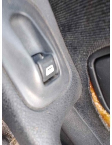 MANDO ELEVALUNAS DELANTERO DERECHO PEUGEOT 306 BREAK - 138326