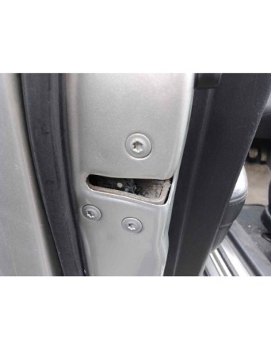 CERRADURA PUERTA DELANTERA IZQUIERDA TOYOTA AVENSIS BERLINA (T25) - 174429