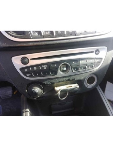 SISTEMA AUDIO / RADIO CD RENAULT MEGANE III BERLINA 5P - 183712