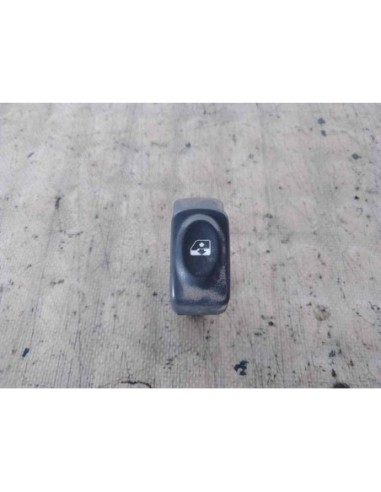 MANDO ELEVALUNAS DELANTERO IZQUIERDO RENAULT MEGANE I SCENIC (JA0) - 125299