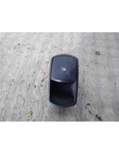 MANDO ELEVALUNAS DELANTERO DERECHO OPEL CORSA D - 118238