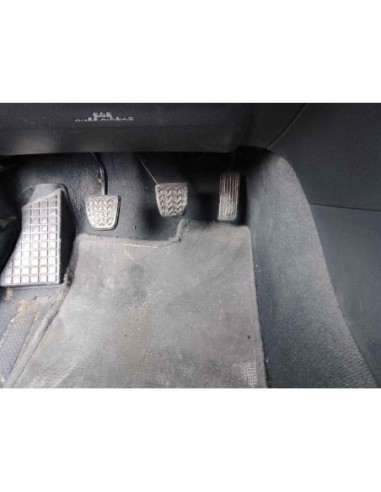 PEDAL EMBRAGUE TOYOTA AVENSIS BERLINA (T25) - 176503