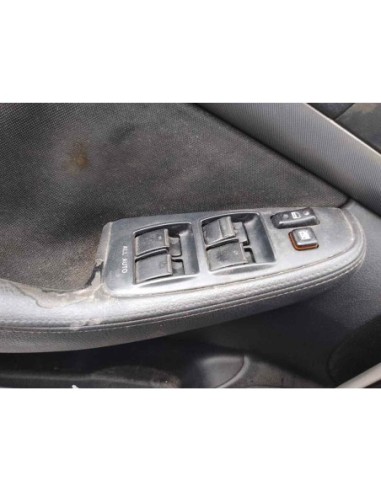 MANDO ELEVALUNAS DELANTERO IZQUIERDO TOYOTA AVENSIS BERLINA (T25) - 174457