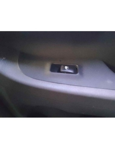 MANDO ELEVALUNAS TRASERO DERECHO HYUNDAI SANTA FE (SM) - 103306