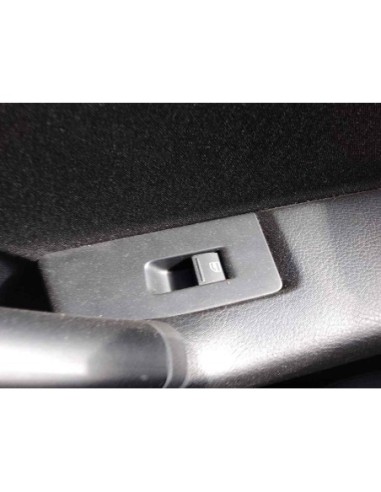 MANDO ELEVALUNAS TRASERO DERECHO VOLKSWAGEN PASSAT BERLINA (362) - 129001