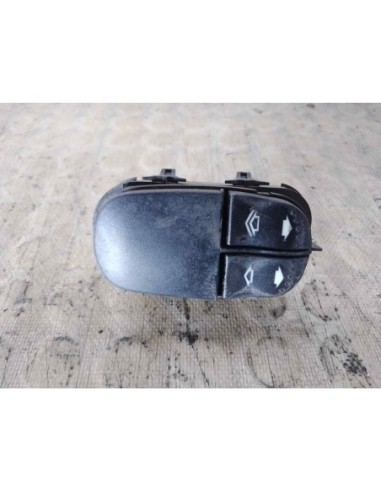 MANDO ELEVALUNAS DELANTERO IZQUIERDO FORD FOCUS BERLINA (CAK) - 205400