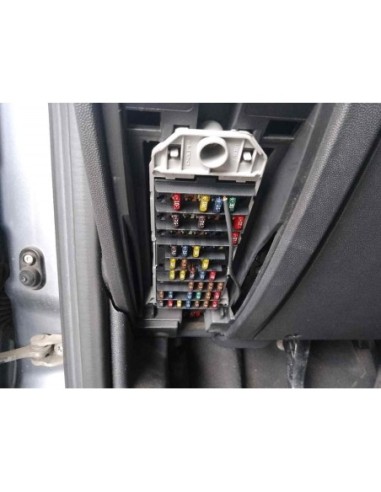 CAJA RELES / FUSIBLES OPEL MERIVA - 176722