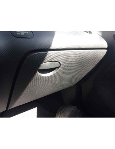 GUANTERA SEAT ALTEA XL (5P5) - 212182